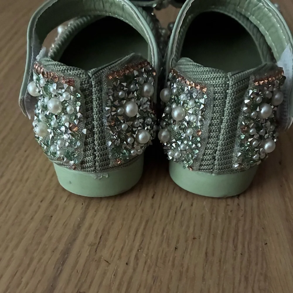 Meng Ke Xuan Elegant Kids' Sparkling Pearl Rhinestone Shiny Kids Princess Shoes